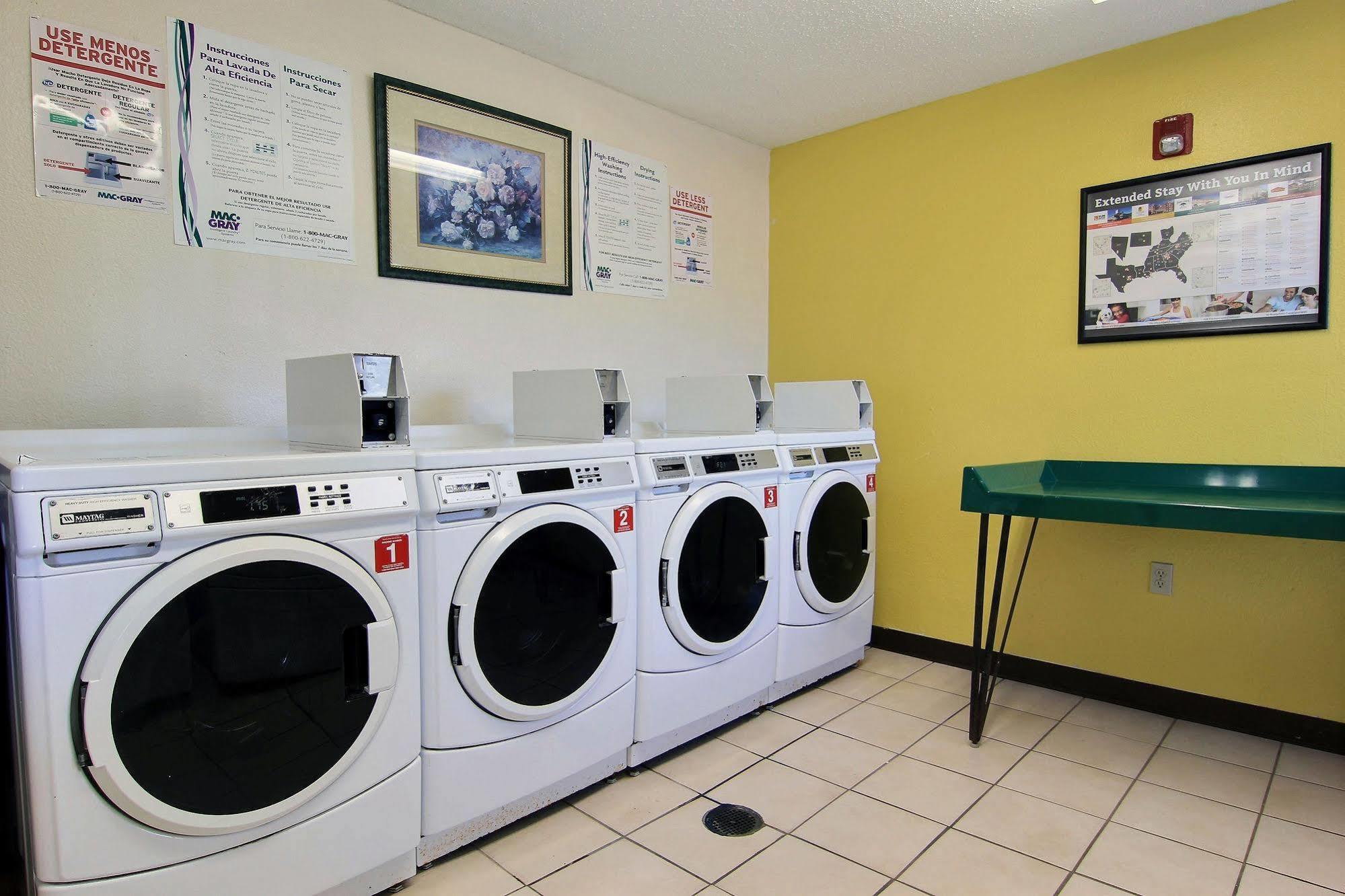 Intown Suites Extended Stay Select Corpus Christi Tx ภายนอก รูปภาพ